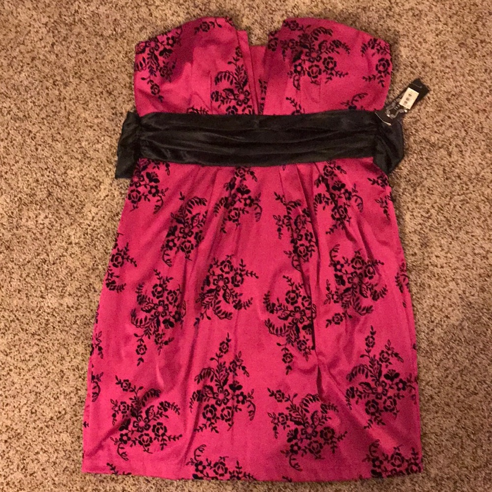 NWT strapless dresss sz 11